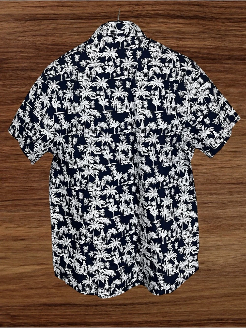 Tailor Vintage Airotec+ Tropical Navy Blue Short Sleeve Button Down. Medium - Picture 2 of 9